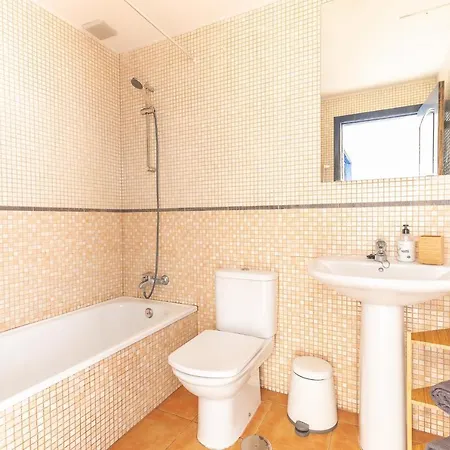 Luna - Private Pool Near The * קורלחו